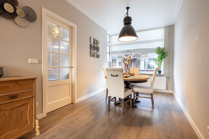 Foto 3 van Van Linschotenstraat 6