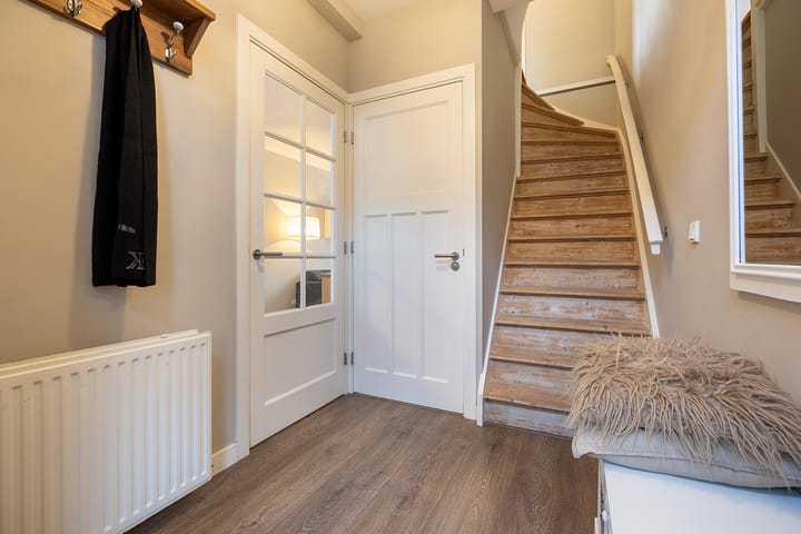 Foto 5 van Van Linschotenstraat 6