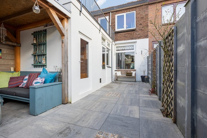 Foto 37 van Van Linschotenstraat 6