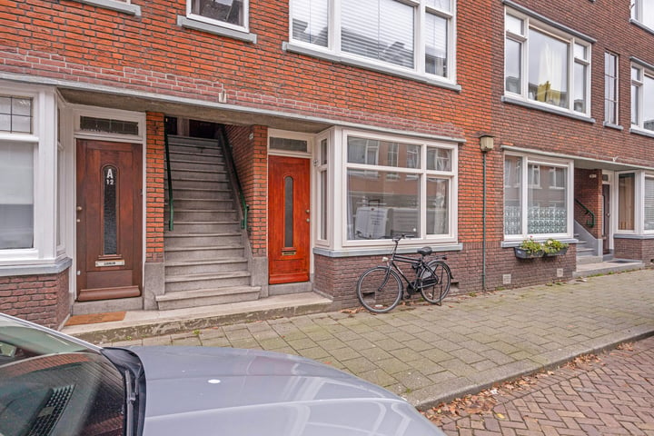 View photo 8 of Jaersveltstraat 14-C