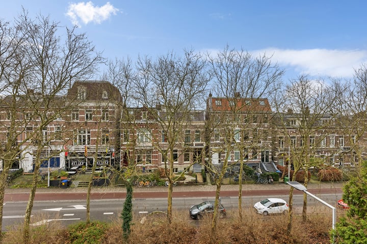 View photo 9 of Paul Krugerstraat 1-3