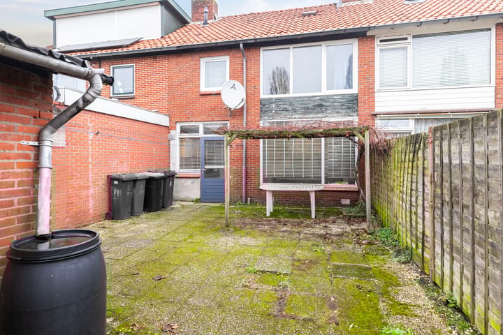 Foto 18 van J.H. van 't Hoffstraat 11