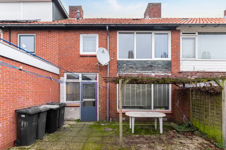 Foto 19 van J.H. van 't Hoffstraat 11