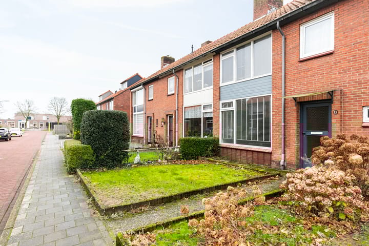 Foto 21 van J.H. van 't Hoffstraat 11