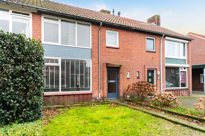 Foto 22 van J.H. van 't Hoffstraat 11