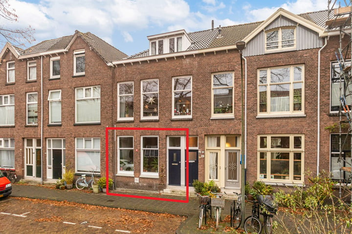 Bekijk foto 1 van Riouwstraat 43