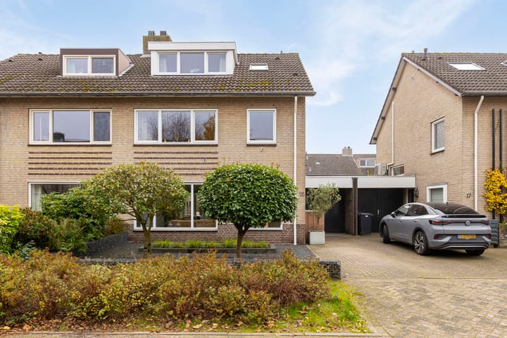 Foto 1 van Driebladhof 15