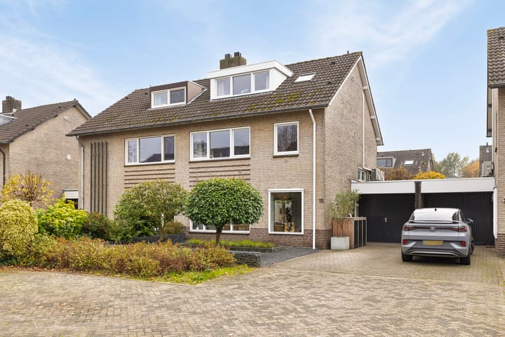 Foto 35 van Driebladhof 15