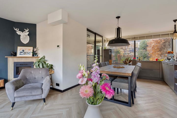 Foto 12 van Troelstrastraat 27