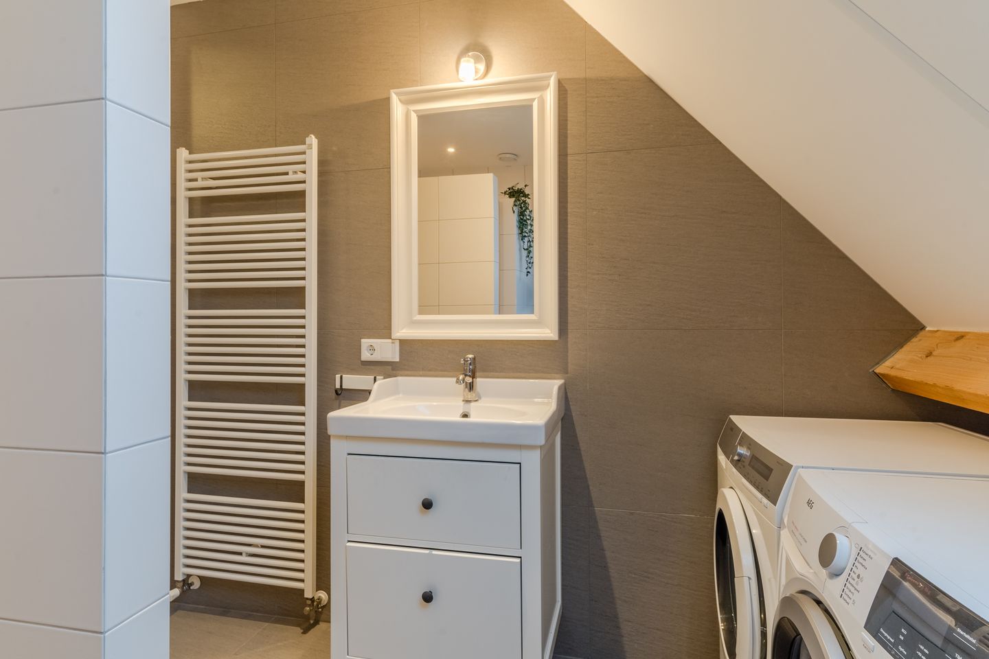 Foto 35 van Elschotseweg 56-02