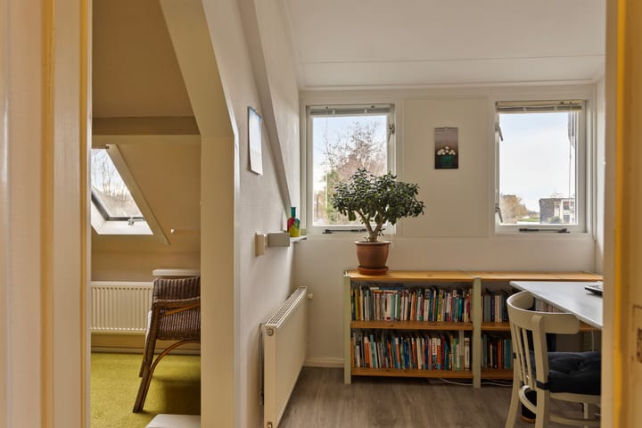 Foto 24 van Vlusch 24