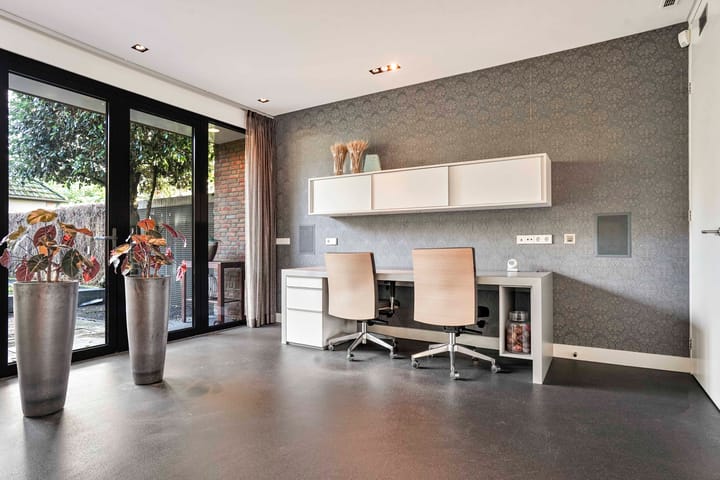 Foto 10 van Dr van Wamelstraat 9