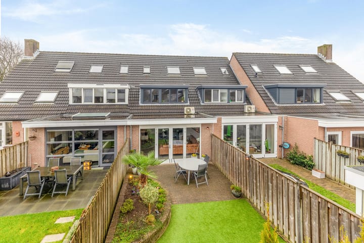 Foto 28 van Teeuwishoek 11