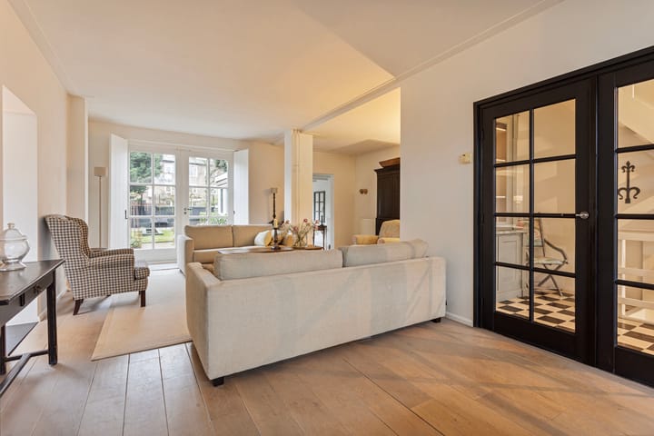 Foto 3 van van Peltlaan 233