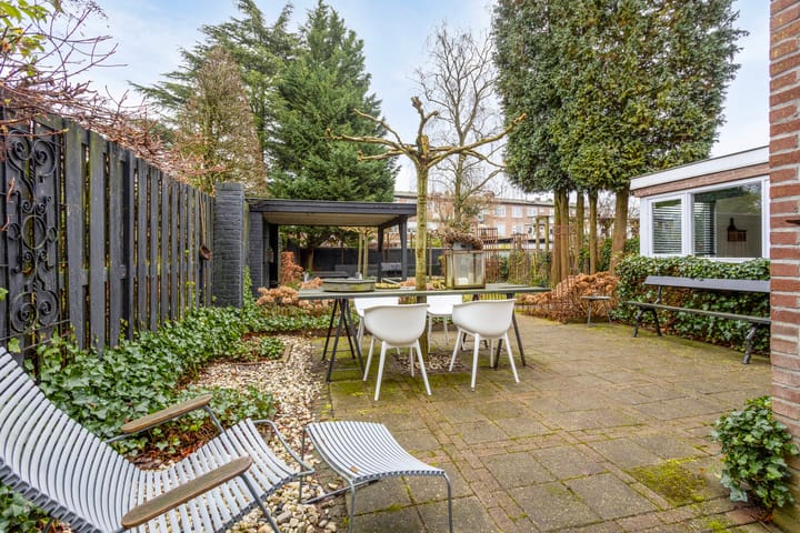 Foto 33 van van Peltlaan 233