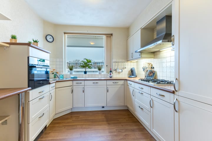 Photo 18 of Faunastraat 77