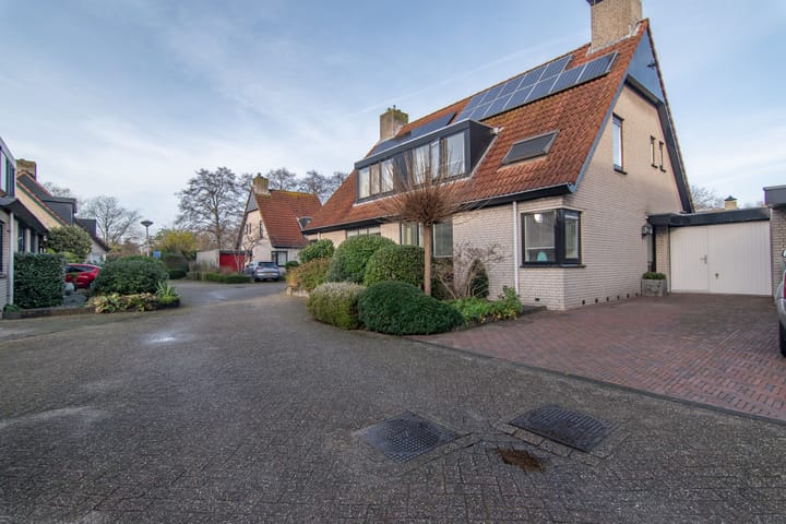 Foto 37 van Hindenweide 28