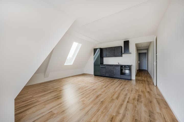 Foto 5 van Molenstraat 27-J