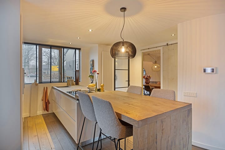 Foto 11 van Weegbree 7