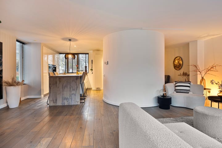 Foto 15 van Weegbree 7