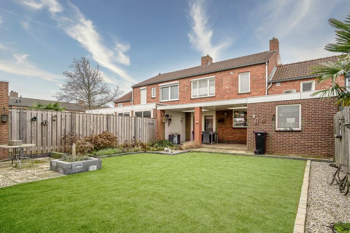 Foto 22 van Maasstraat 33