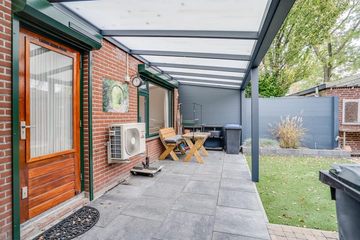 Foto 34 van Maarten van Heemskerkstraat 16