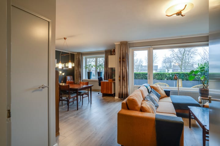 Foto 10 van Chatelainplein 21