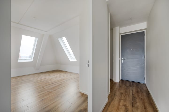 Foto 11 van Molenstraat 27-L