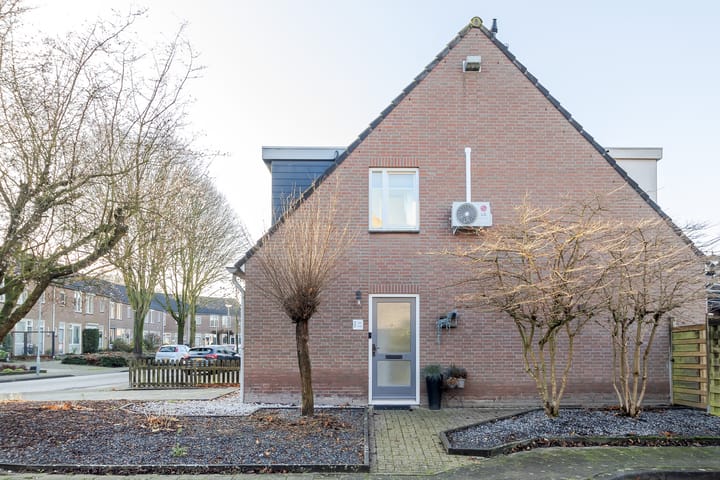 Foto 2 van Kapelaan Wijnensingel 69