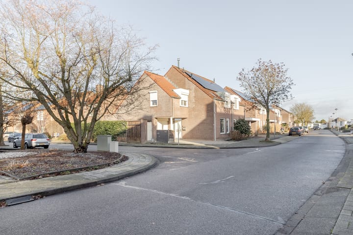 Photo 29 of Kapelaan Wijnensingel 69