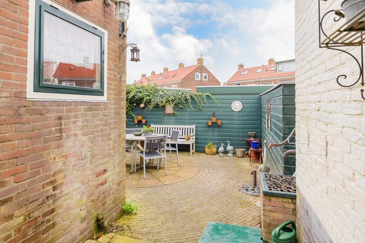 Photo 32 of Grote Hout- of Koningsweg 60