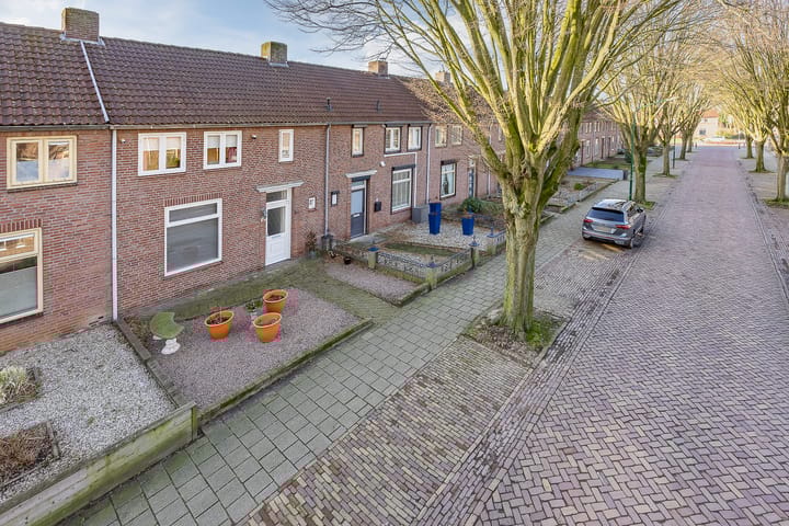 Foto 4 van Julianastraat 24