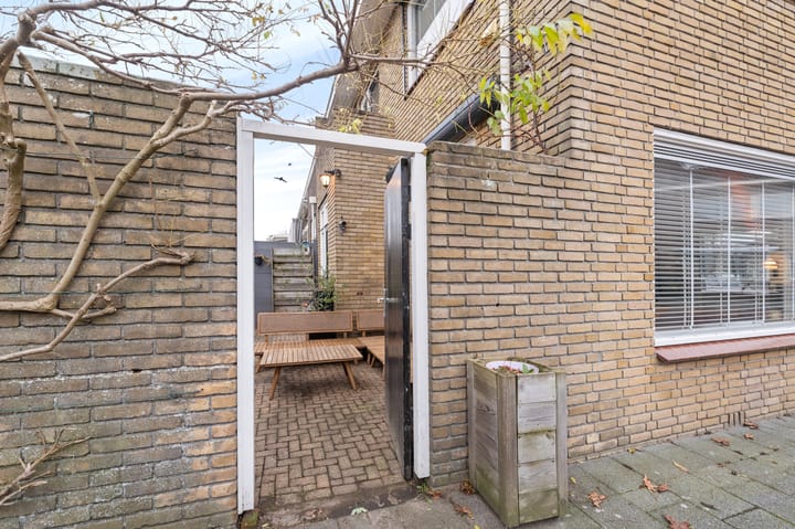 Foto 27 van Uitenhage de Miststraat 11