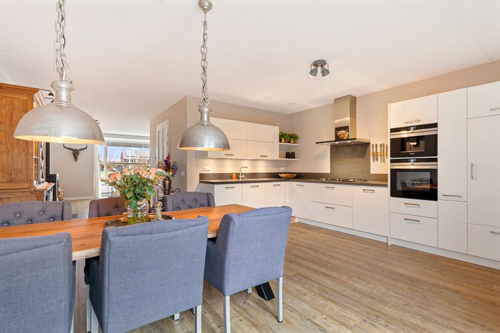 Foto 3 van Bernagietuin 15