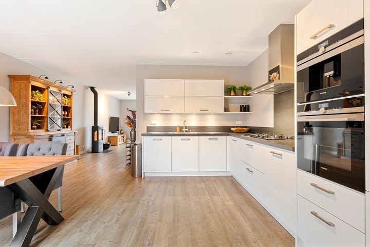 Foto 18 van Bernagietuin 15