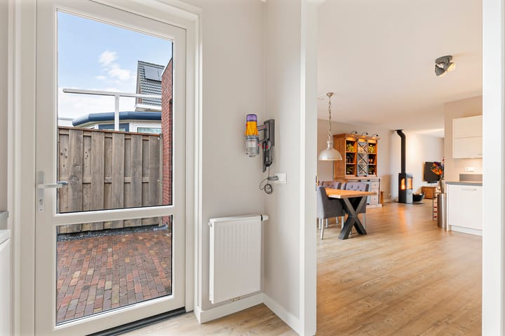 Foto 20 van Bernagietuin 15