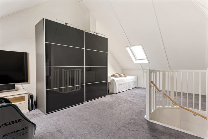 Foto 33 van Bernagietuin 15