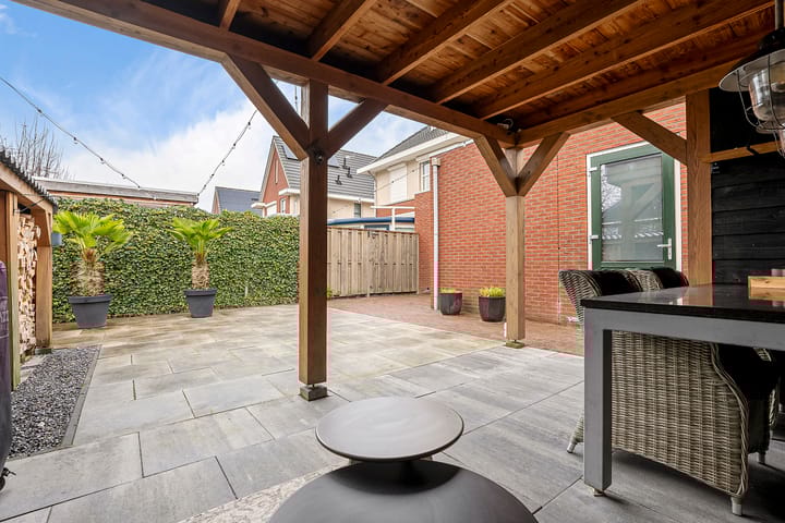 Foto 41 van Bernagietuin 15