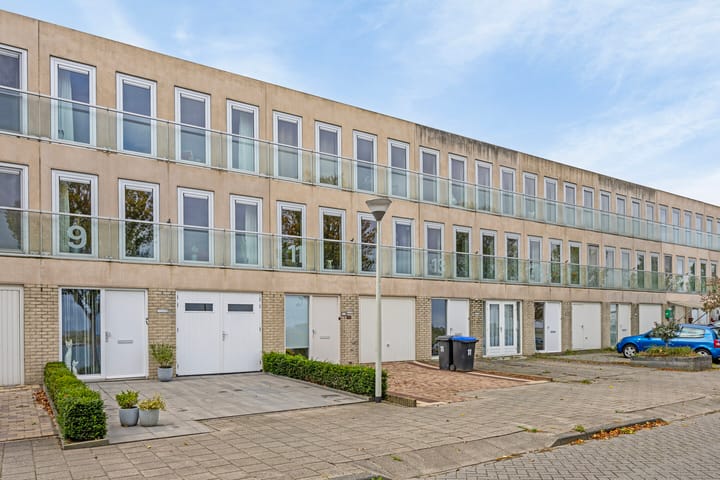 Photo 29 of Statietjalk 9