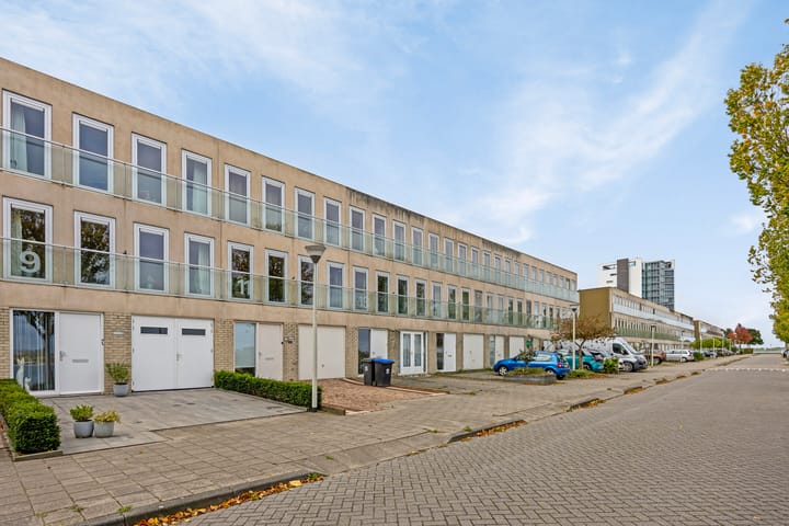 Photo 30 of Statietjalk 9