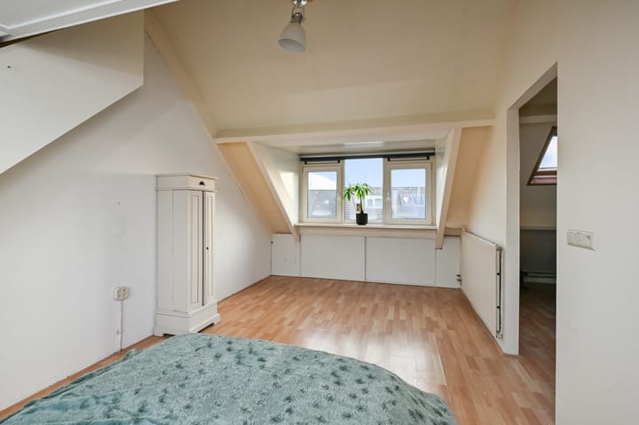 Foto 24 van Postiljonstraat 15