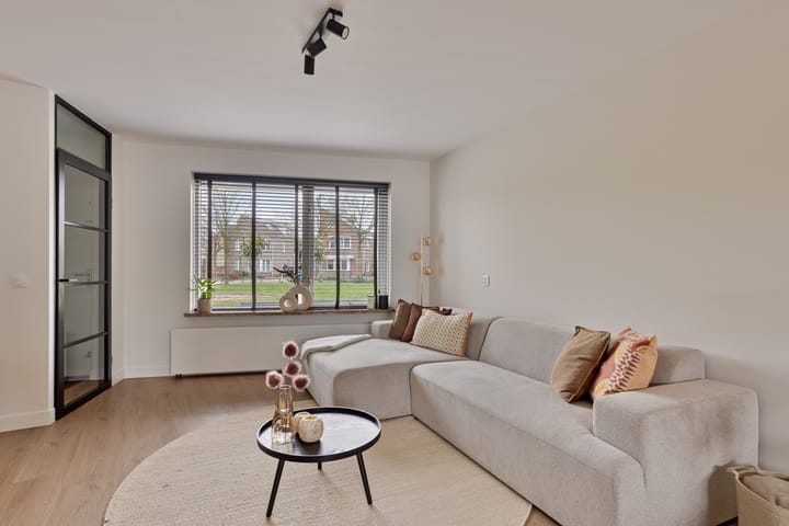 Foto 2 van Jasmijnberg 89