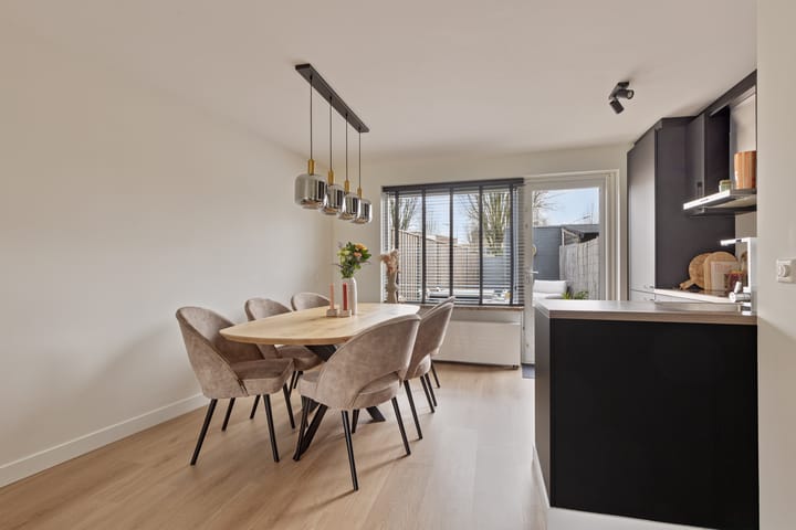 Foto 7 van Jasmijnberg 89