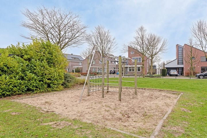 Foto 28 van Jasmijnberg 89