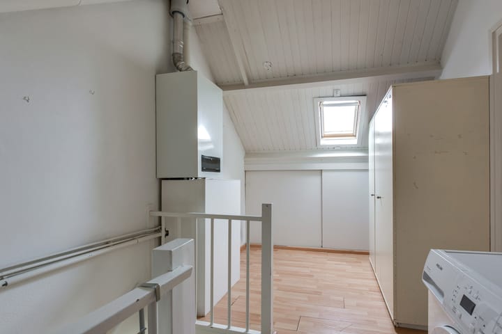 Photo 27 of IJsvogellaan 46