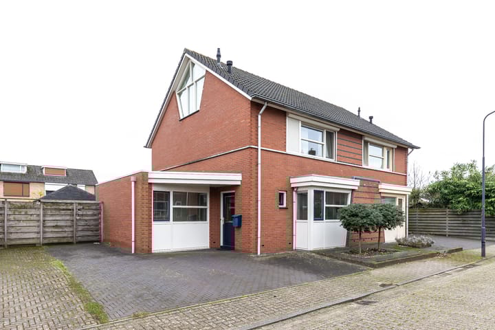 Foto 1 van Prinses Margrietstraat 4