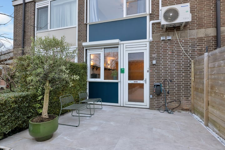 View photo 8 of Toverfluitstraat 28