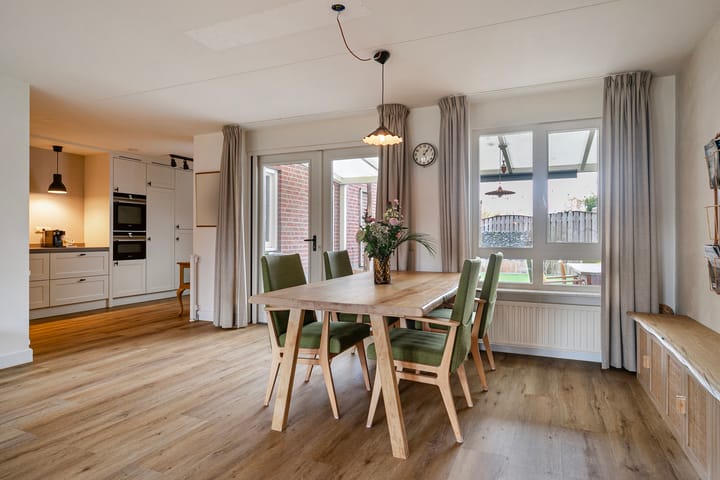 Foto 15 van Van Merwijckstraat 2