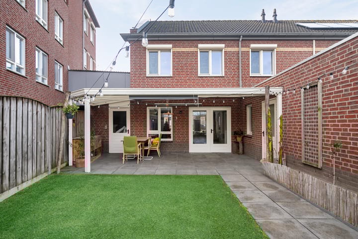 Foto 40 van Van Merwijckstraat 2