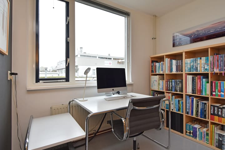 Foto 28 van Toos Poststraat 7